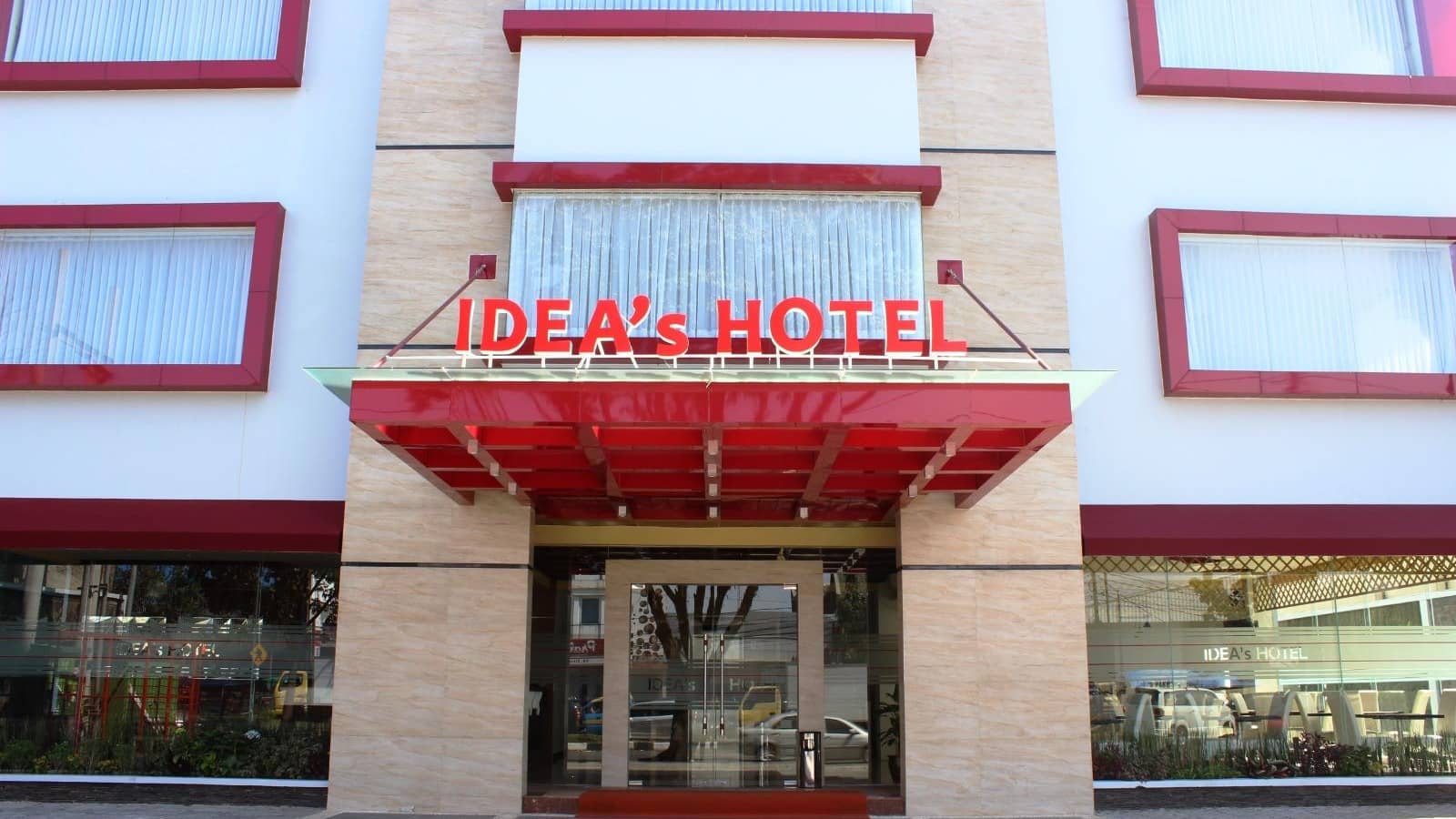 Idea's Hotel — Ibrahim Adjie